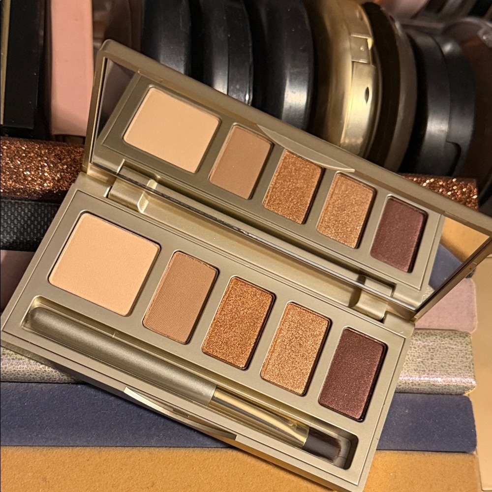 Stila Shimmering Gold and Brown Eyeshadow Palette